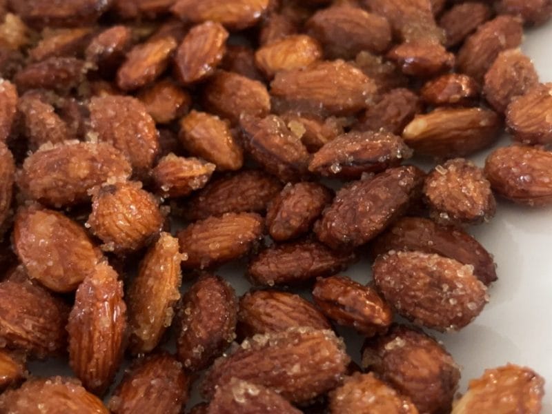 Cliquez pour zoomer ! Amandes grillées à la cannelle et au miel Thermomix par sevbl