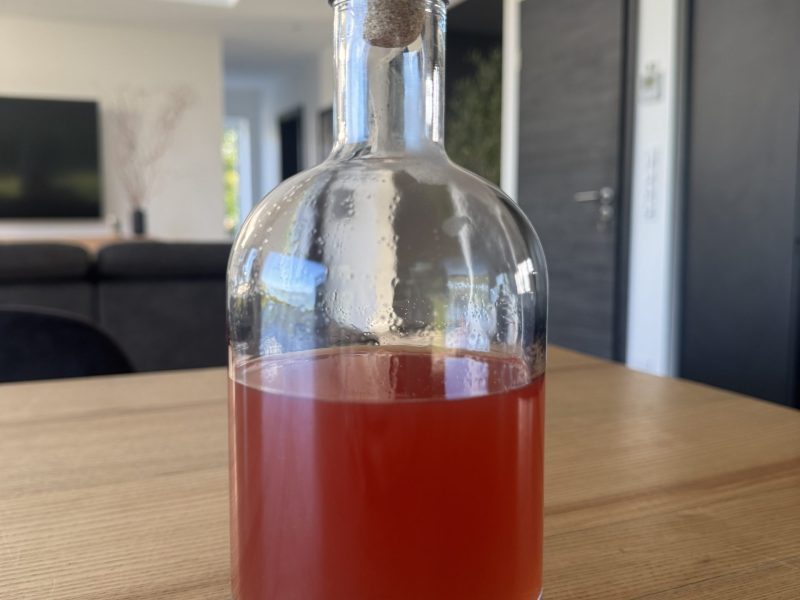 Cliquez pour zoomer ! Sirop de queues de fraises Thermomix par Wendy