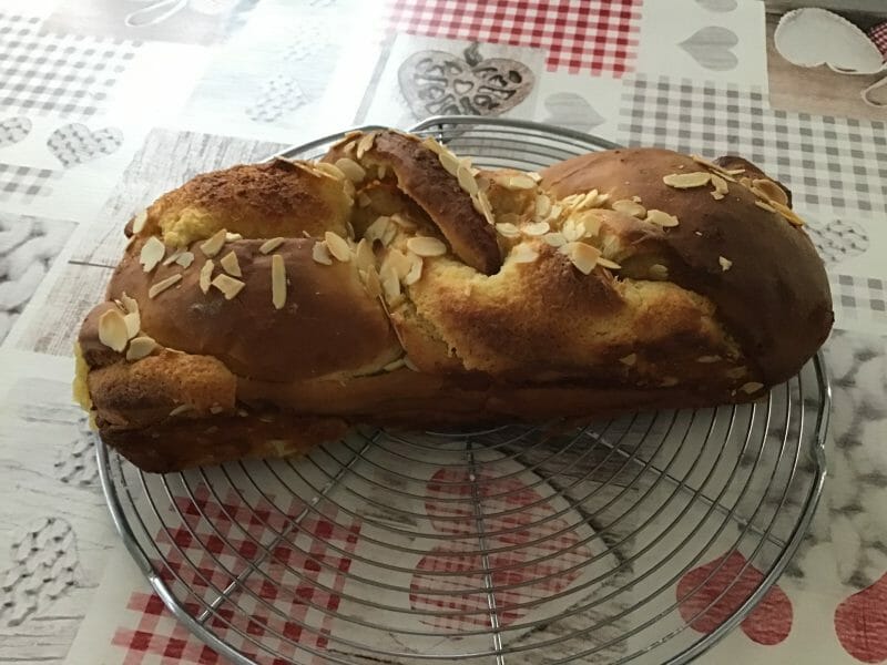 Cliquez pour zoomer ! Brioche à la crème d’amande Thermomix par boune68