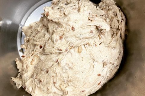 Cliquez pour zoomer ! Petits pains aux céréales Thermomix par sweetcake8587