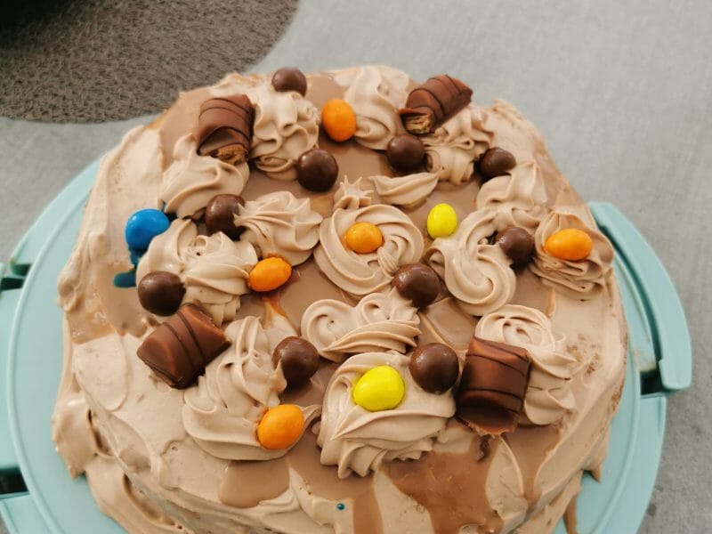 Cliquez pour zoomer ! Layer cake Kinder Bueno Thermomix par celine38220