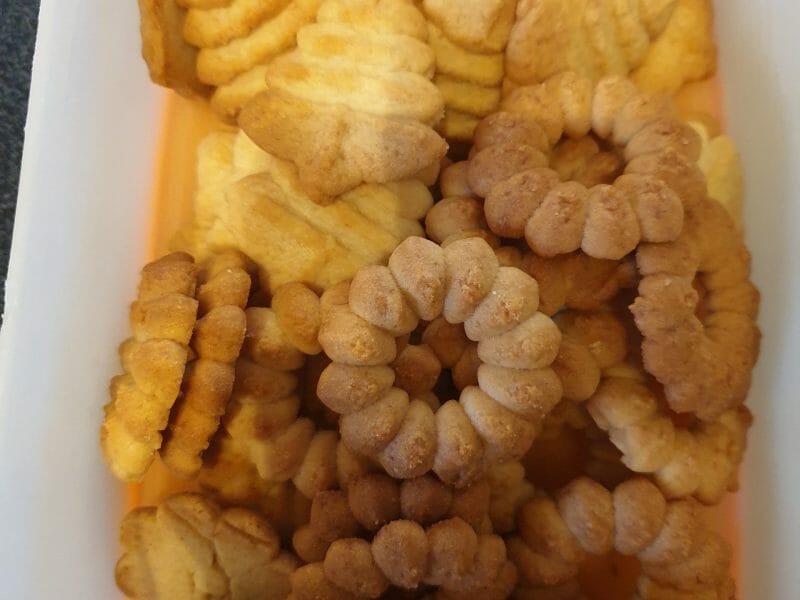 Cliquez pour zoomer ! Sablés à la presse à biscuits Thermomix par hel38