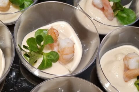 Cliquez pour zoomer ! Verrines de mousse de chou-fleur et crevettes Thermomix par joelle_57