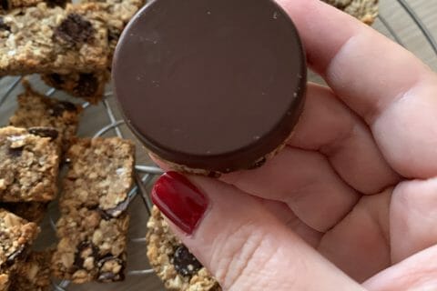 Cliquez pour zoomer ! Barres de céréales à l’avoine, noisettes, banane et chocolat Thermomix par prisca_s