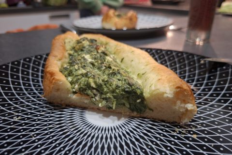 Cliquez pour zoomer ! Pide épinards et feta Thermomix par karinemayte