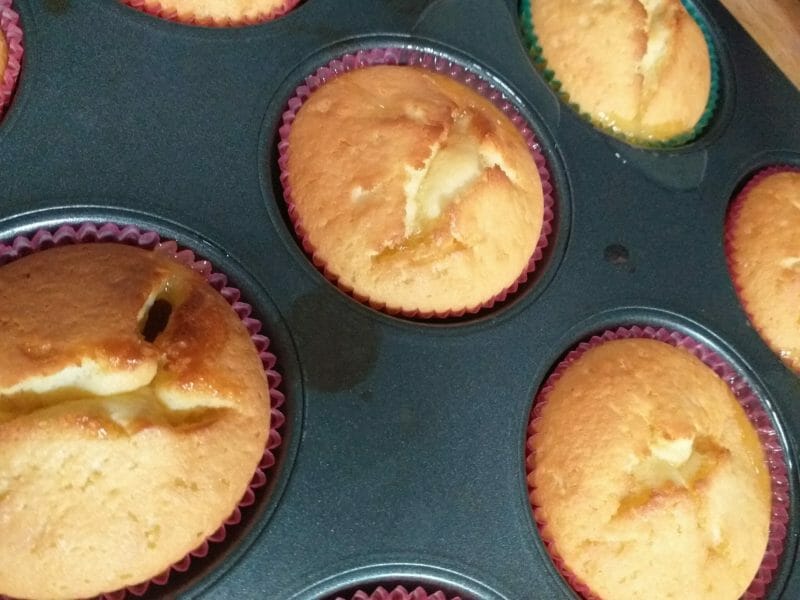 Cliquez pour zoomer ! Fondants au citron, coeur de lemon curd Thermomix par Hazeïs