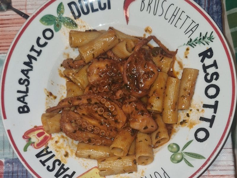 Cliquez pour zoomer ! Mijoté de petits poulpes Thermomix par Nadine