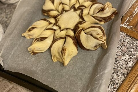 Cliquez pour zoomer ! Brioche étoilée au Nutella Thermomix par sabrina_417