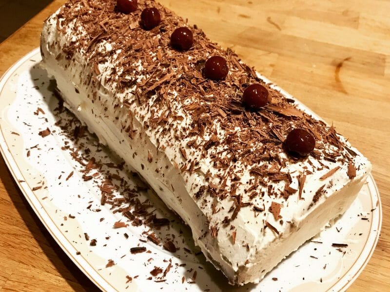 Cliquez pour zoomer ! Bûche forêt noire Thermomix par elodb39