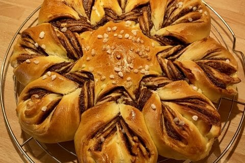 Cliquez pour zoomer ! Brioche étoilée au Nutella Thermomix par sabelo