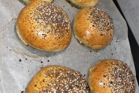 Cliquez pour zoomer ! Pains hamburger Thermomix par Eloantho05