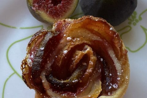 Cliquez pour zoomer ! Roses feuilletées aux pommes Thermomix par maryline_30-