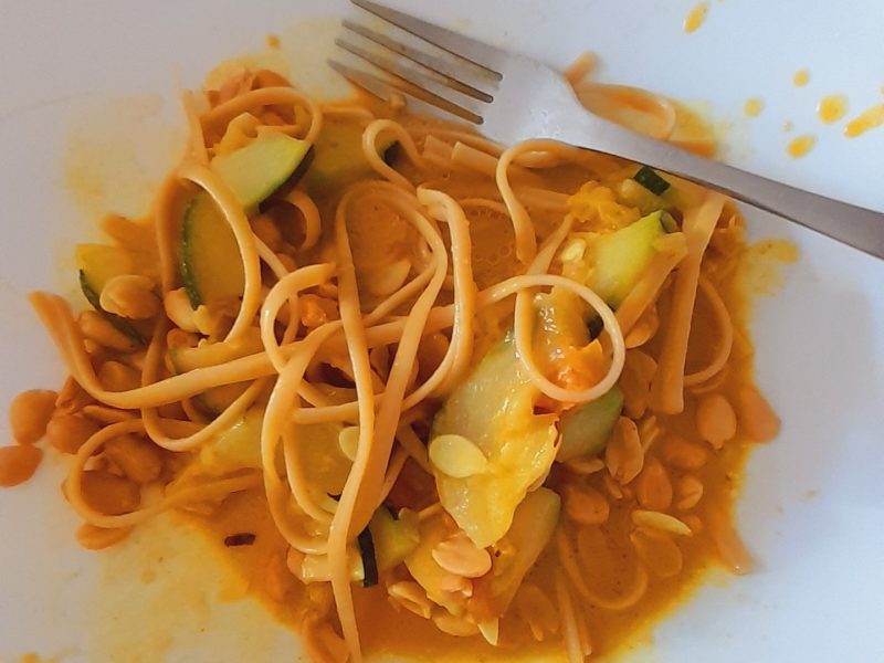 Cliquez pour zoomer ! Curry de courgettes au lait de coco Thermomix par bibou2019