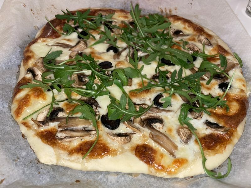 Cliquez pour zoomer ! Pizza blanche aux champignons Thermomix par alex230380