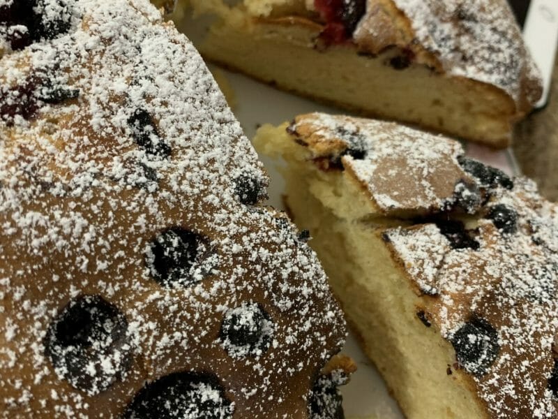 Cliquez pour zoomer ! Bublanina aux fruits rouges Thermomix par emilie1301