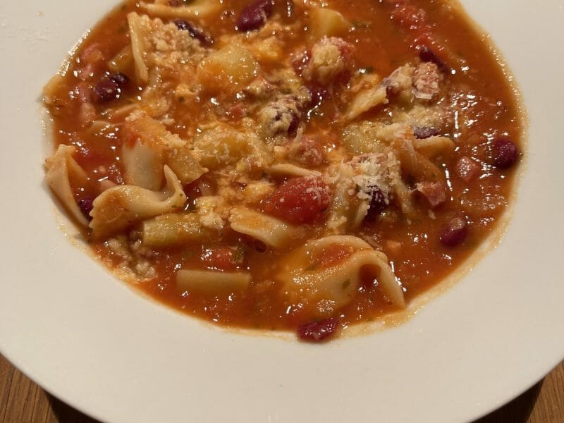 Cliquez pour zoomer ! Soupe aux haricots rouges et coquillettes Thermomix par I.Sit