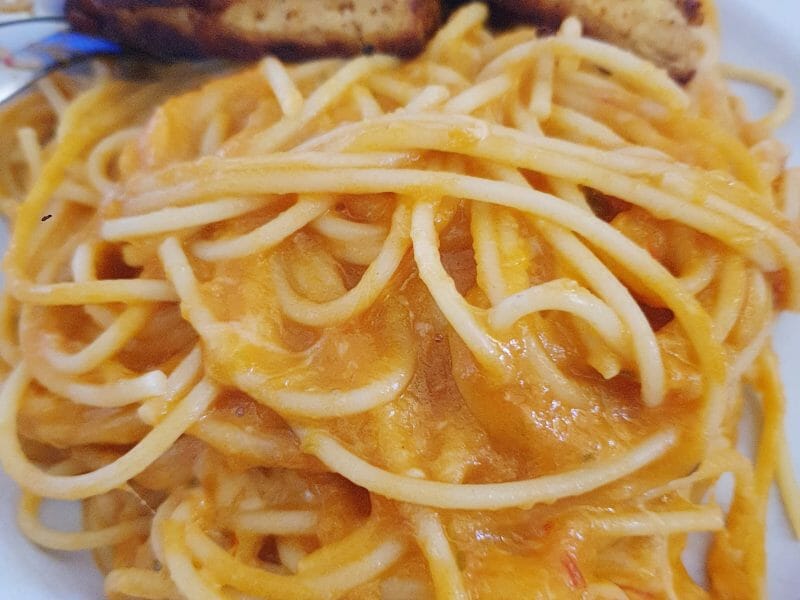 Cliquez pour zoomer ! Pâtes aux tomates et poivrons Thermomix par Pépita