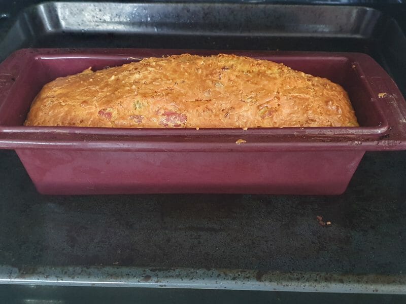 Cliquez pour zoomer ! Cake salé jambon fromage et olives Thermomix par cherkouka