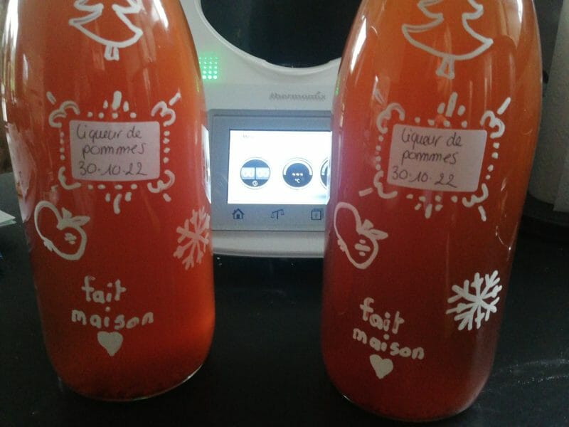 Cliquez pour zoomer ! Liqueur de pommes Thermomix par aurore2988
