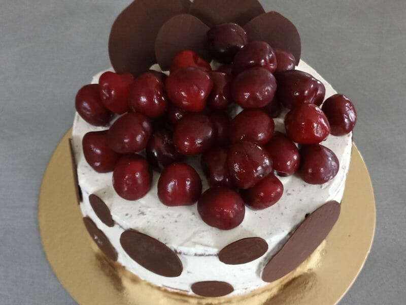 Cliquez pour zoomer ! Bûche forêt noire Thermomix par Sebetkris