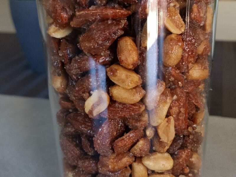 Cliquez pour zoomer ! Amandes grillées à la cannelle et au miel Thermomix par Sebetkris