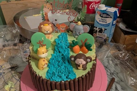 Cliquez pour zoomer ! Layer cake Kinder Bueno Thermomix par sandrine27740