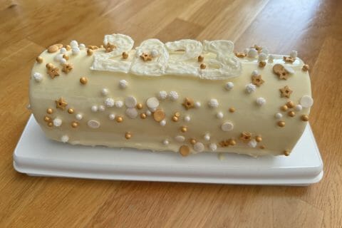 Cliquez pour zoomer ! Bûche citron et framboises Thermomix par cats72