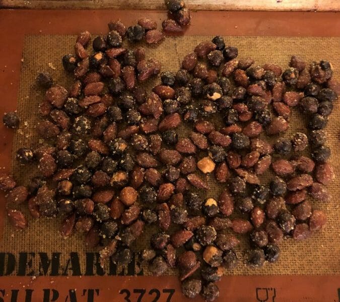 Cliquez pour zoomer ! Amandes grillées à la cannelle et au miel Thermomix par liloulette