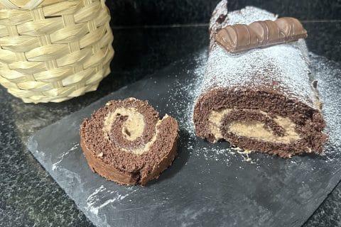 Cliquez pour zoomer ! Roulé au Kinder Bueno Thermomix par anais300210