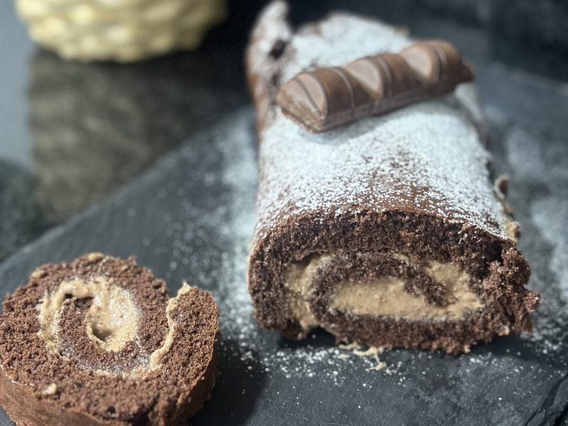 Cliquez pour zoomer ! Roulé au Kinder Bueno Thermomix par anais300210