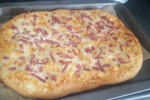Cliquez pour zoomer ! Fougasse chèvre et lardons Thermomix par Jess59FoLiee