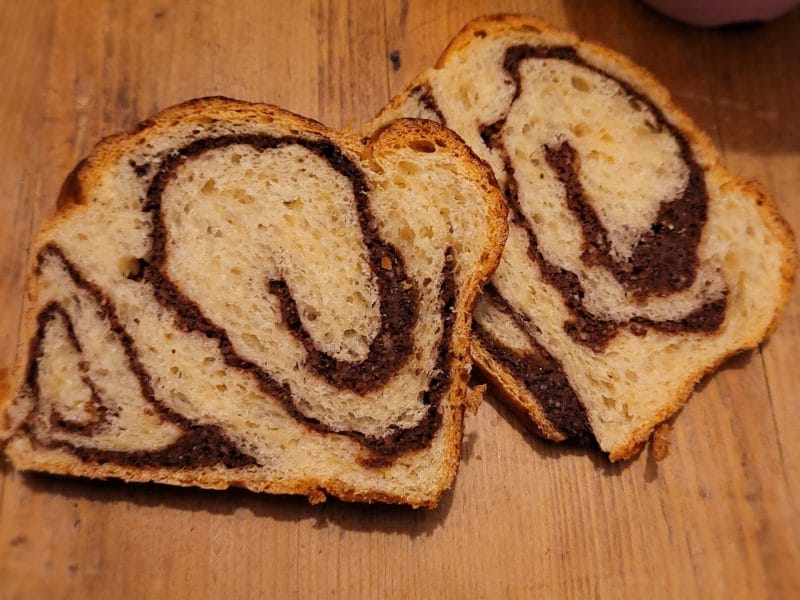 Cliquez pour zoomer ! Cozonac – Brioche roumaine aux noix et chocolat Thermomix par magduch