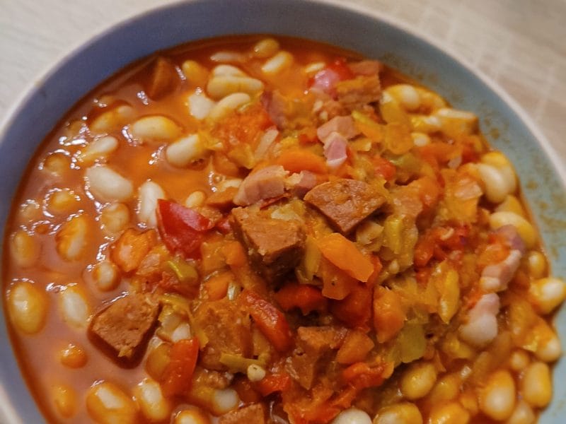 Cliquez pour zoomer ! Mijoté d’haricots blanc légumes et chorizo Thermomix par magduch