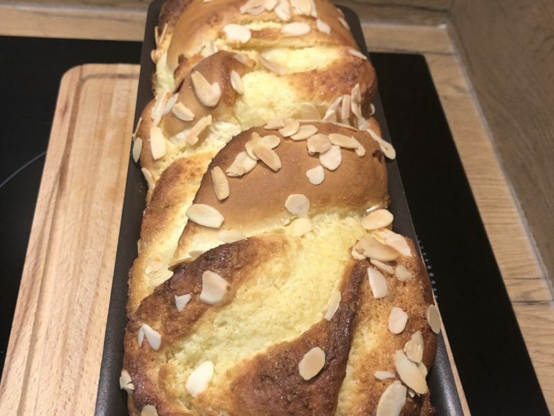 Cliquez pour zoomer ! Brioche à la crème d’amande Thermomix par JOJO38
