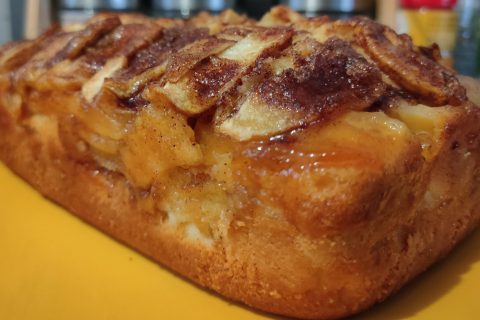 Cliquez pour zoomer ! Cake aux pommes à l’ancienne Thermomix par Krisiana
