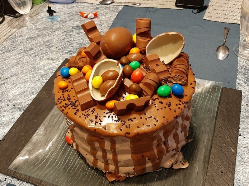 Cliquez pour zoomer ! Layer cake Kinder Bueno Thermomix par sylvie_463