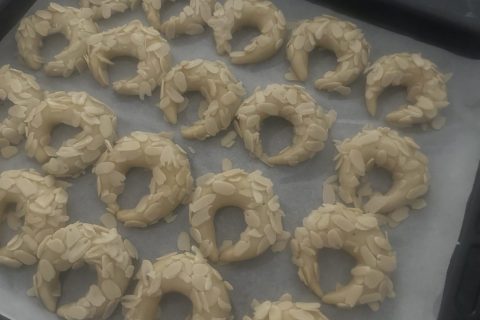 Cliquez pour zoomer ! Cornes de gazelles Thermomix par Meriem-mimi