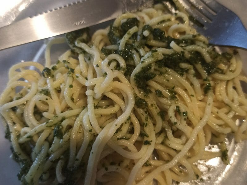 Cliquez pour zoomer ! Spaghettis au pesto de menthe fraîche Thermomix par Virginie77990209