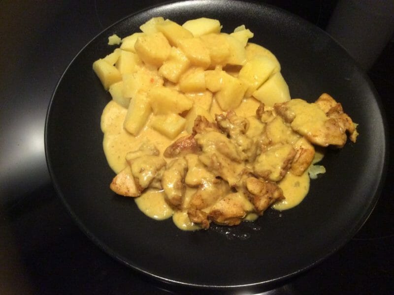 Cliquez pour zoomer ! Blancs de poulet sauce moutarde et curry Thermomix par Nini1701