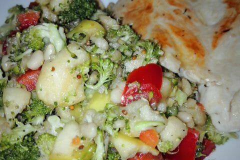 Cliquez pour zoomer ! Salade de brocolis Thermomix par Bilal357