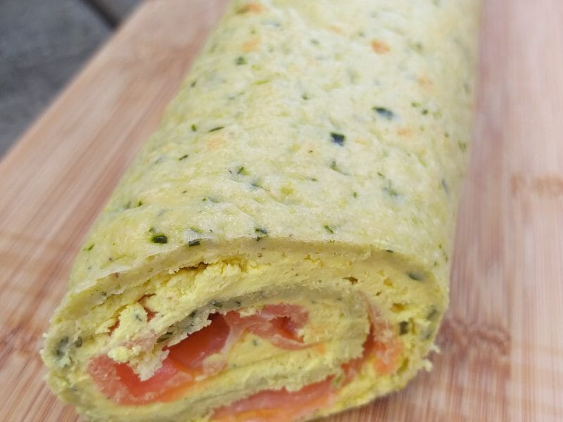 Cliquez pour zoomer ! Roulé aux courgettes et au saumon fumé Thermomix par sabyd