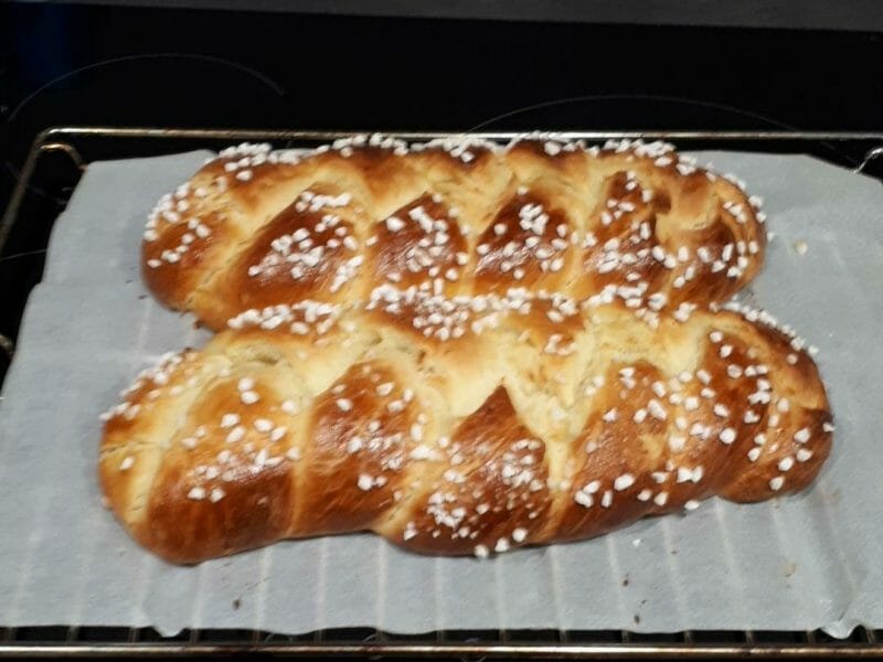 Cliquez pour zoomer ! Brioche tressée à la mie filante Thermomix par erika0704