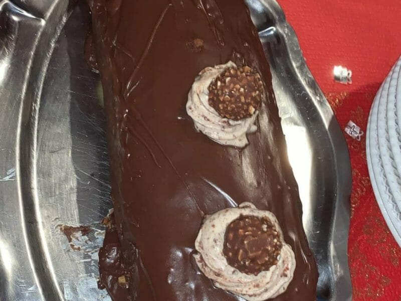 Cliquez pour zoomer ! Bûche Ferrero Rocher Thermomix par isabelle_510