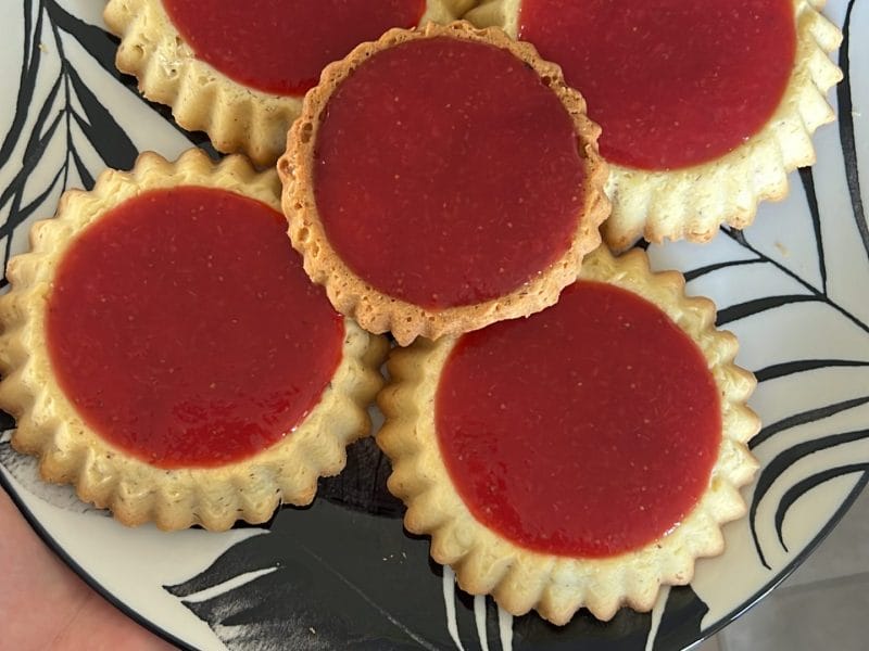 Cliquez pour zoomer ! Mini tartelettes aux fraises Thermomix par angyauxfourneaux