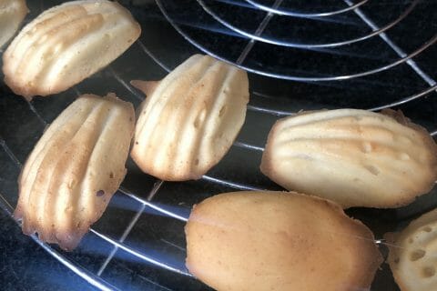 Cliquez pour zoomer ! Cake aux petits suisses Thermomix par No.L Mfi