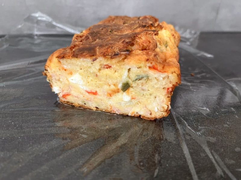 Cliquez pour zoomer ! Cake chorizo, poivrons et feta Thermomix par Ansooo