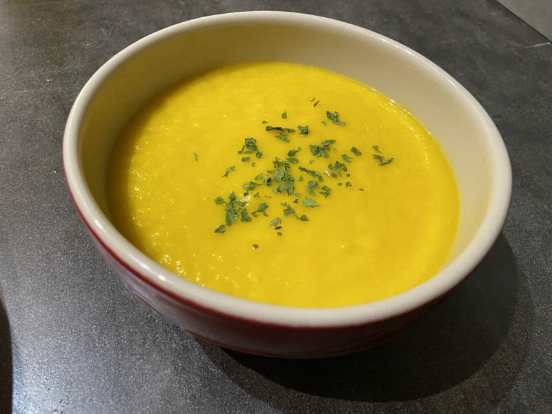 Cliquez pour zoomer ! Crème de fenouil et carottes Thermomix par Ansooo