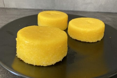 Cliquez pour zoomer ! Quindins – Petits flans brésiliens Thermomix par Ansooo