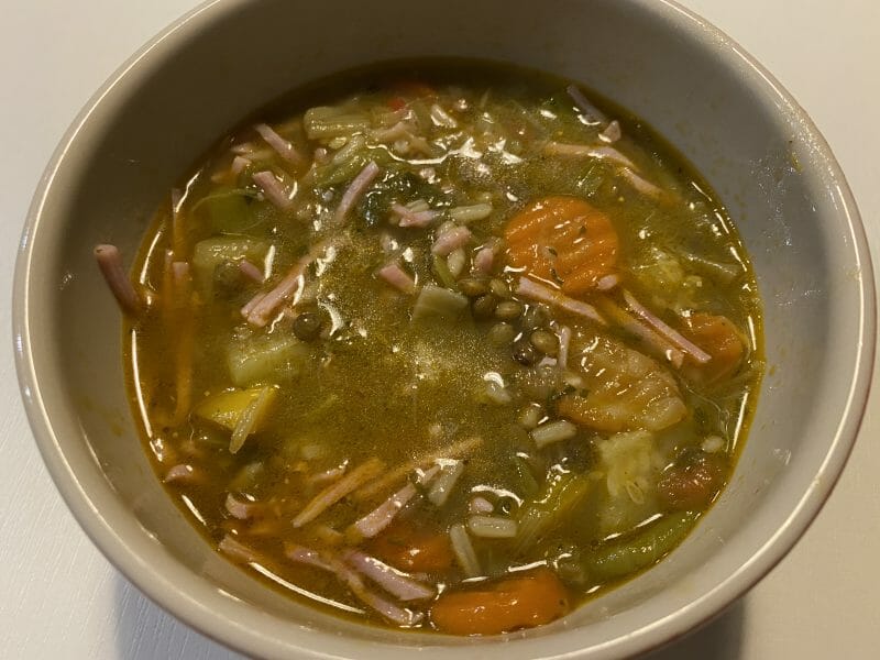 Cliquez pour zoomer ! Soupe de légumes aux lentilles et au riz Thermomix par Ansooo