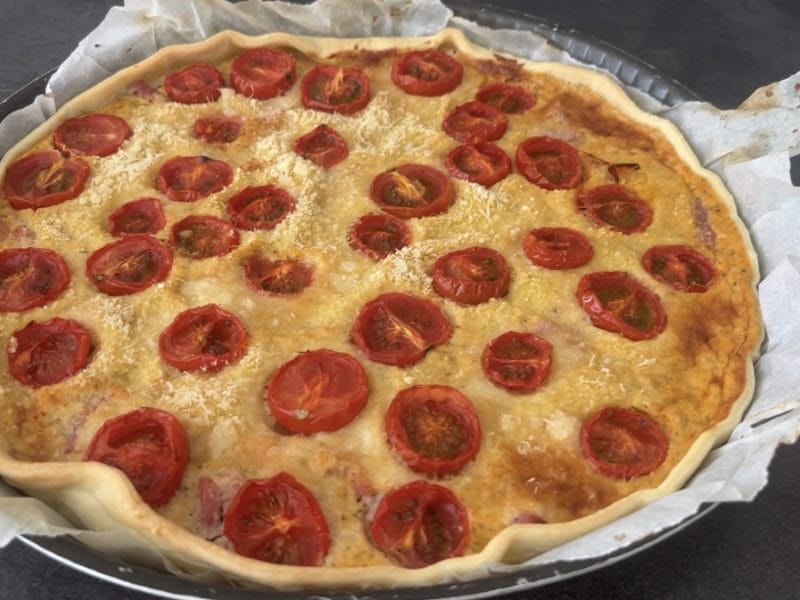 Cliquez pour zoomer ! Tarte aux tomates cerises et parmesan Thermomix par Ansooo